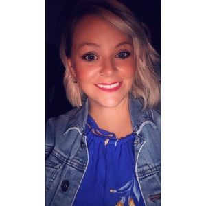 Meet your Posher, Amber